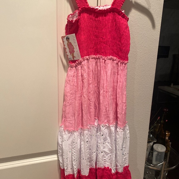 Dress - Picture 1 of 1